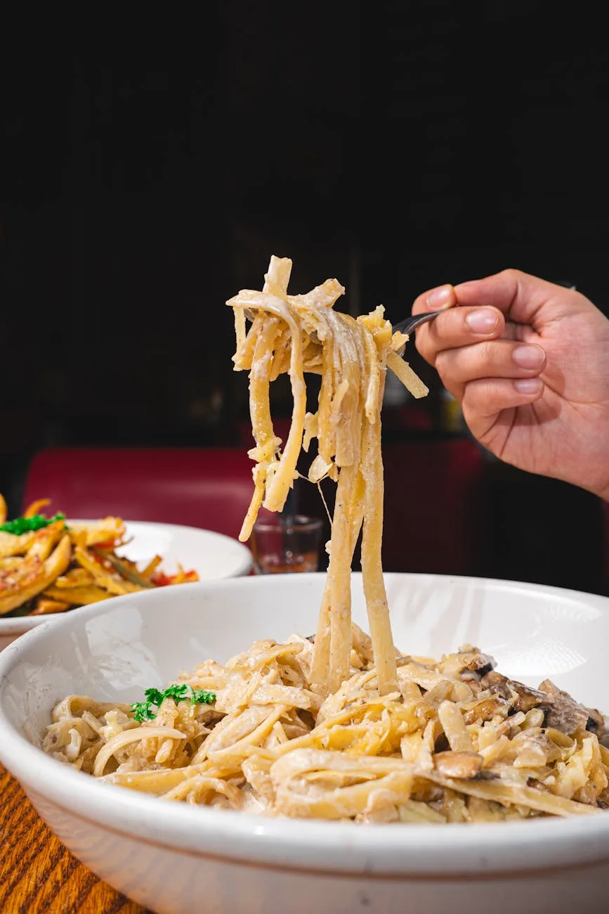 Fettuccine Alfredo